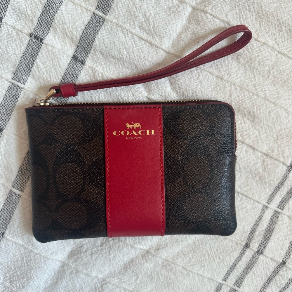 Coach Corner Zip Wristlet Red